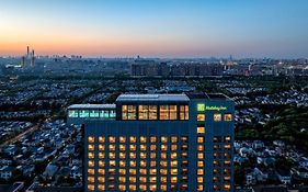 Holiday Inn Shanghai Pudong